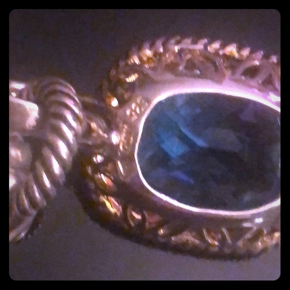 Silver necklace  with stone - Picture 2 of 3